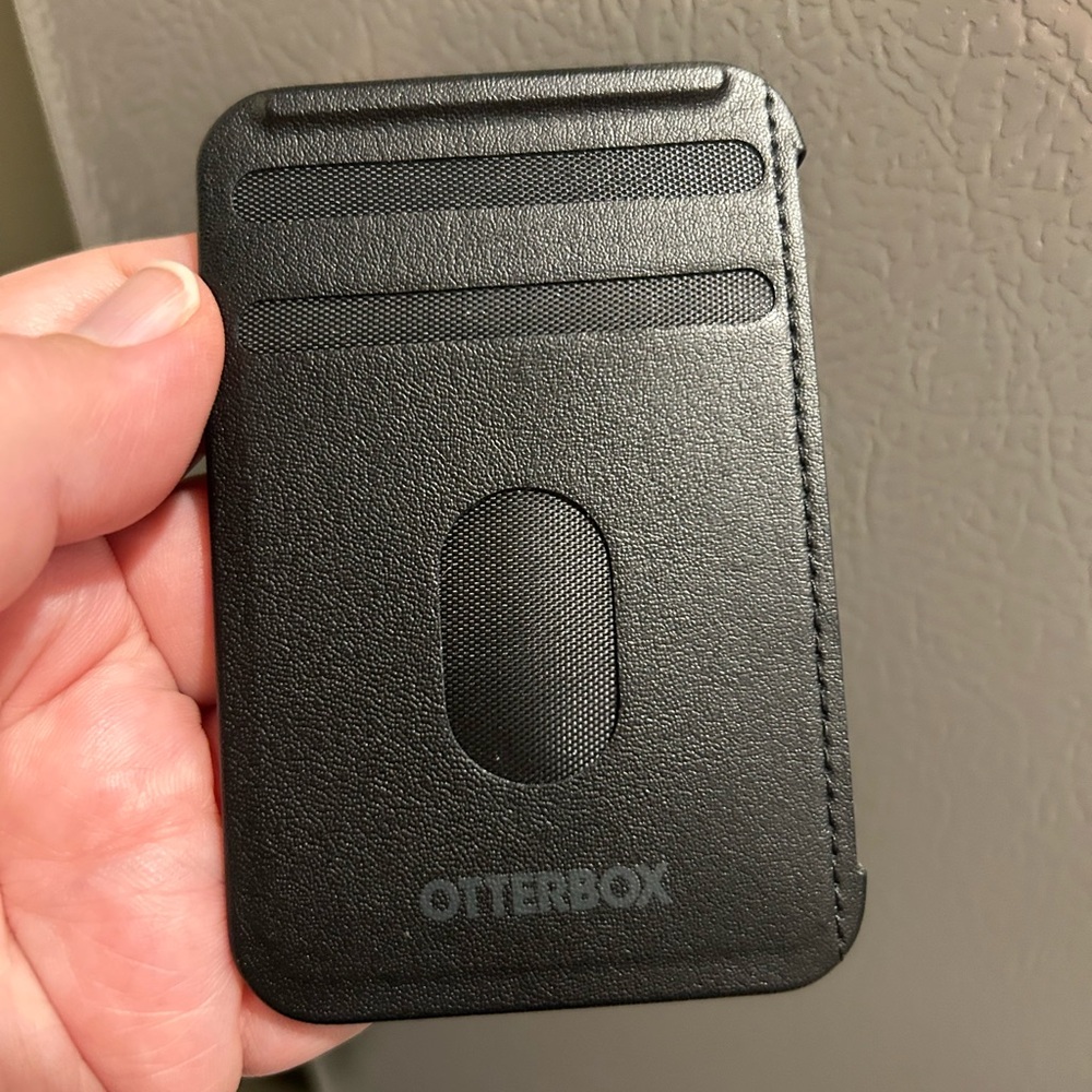 OtterBox Black Leather Card Wallet